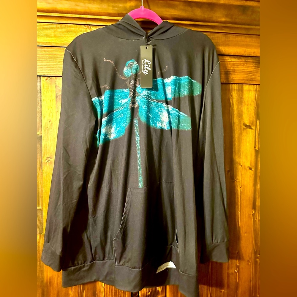 LILY hoodie NWT Dragonfly